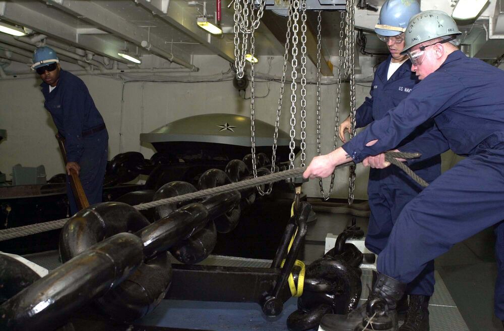 Chaînes Marines Sans Étai (Studless Mooring Chains) pour Ancrage Semi-Permanent Offshore