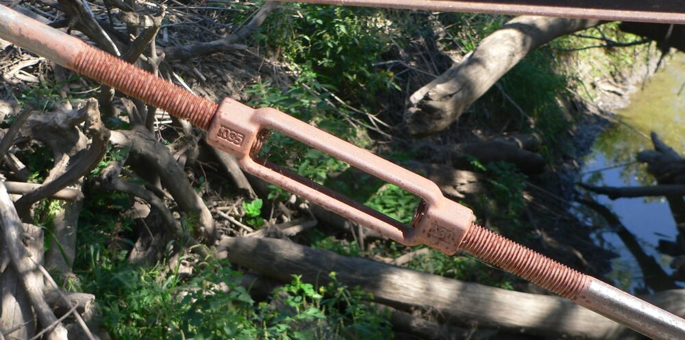 Ridoirs à Corps Ouvert en Acier Forgé (Open Body Turnbuckles) : Contrôle Visuel du Filetage